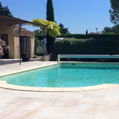 construction piscine Avignon vaucluse